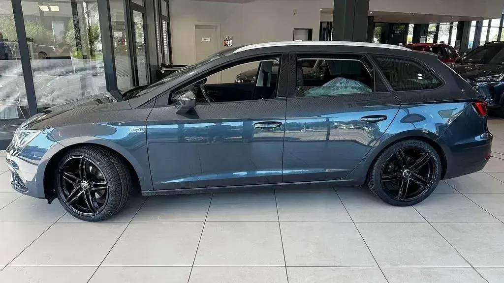 Occasion Seat Leon ST FR 150 ch (110 kW) 2018 Gris Break