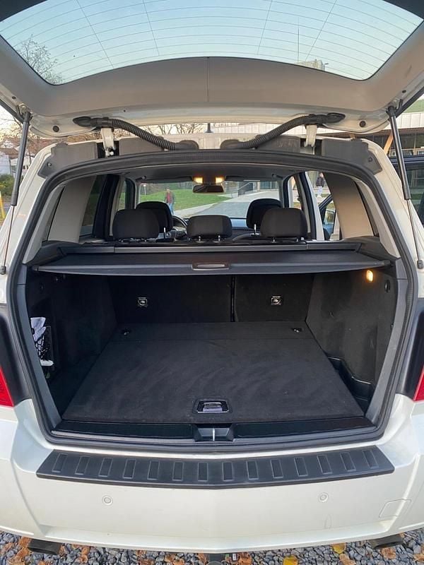 Gebraucht Mercedes GLK200 143 PS (105 kW) 2011 Weiß SUV