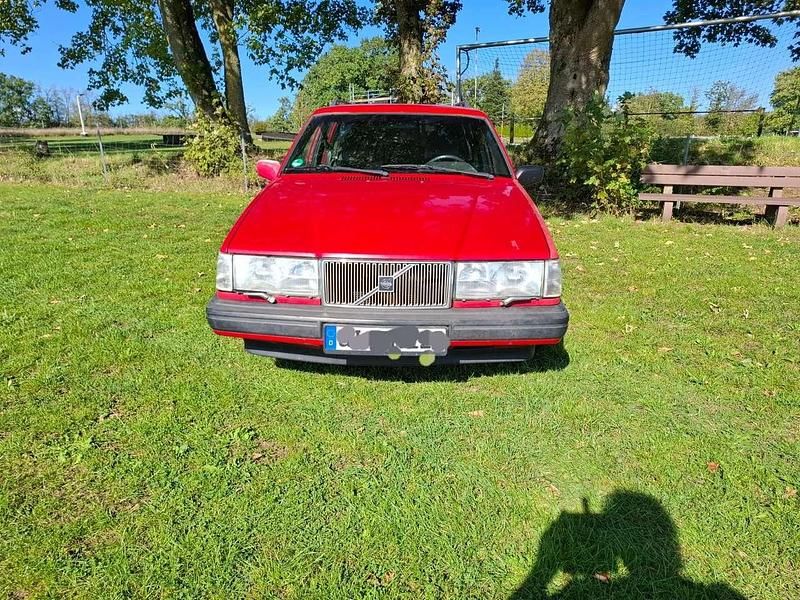 Rot Gebraucht 1994 Volvo 940 SE Kombi | 2.250 € - Bild 1/4