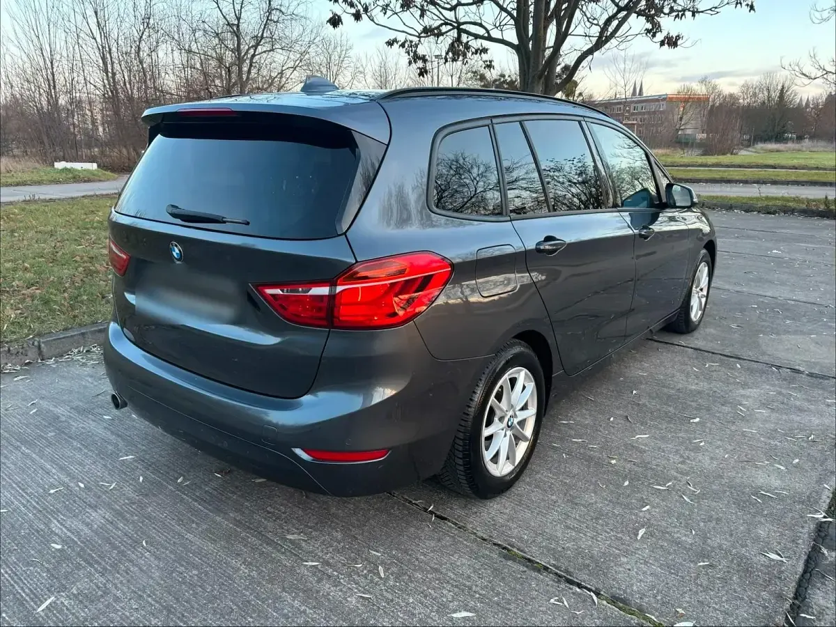 Gebraucht BMW 216 116 PS (85 kW) 2017 Grau Kombi
