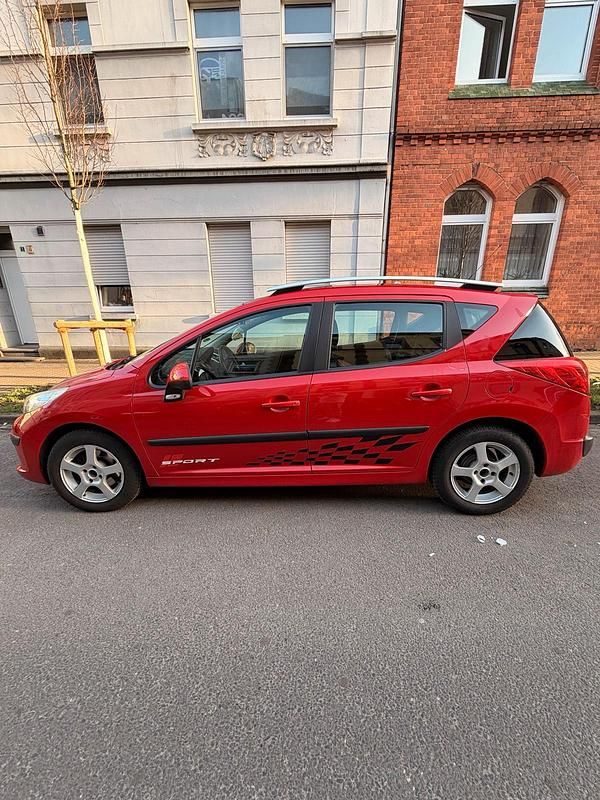 Gebraucht Peugeot 207 88 PS (64 kW) 2008 Rot Kombi