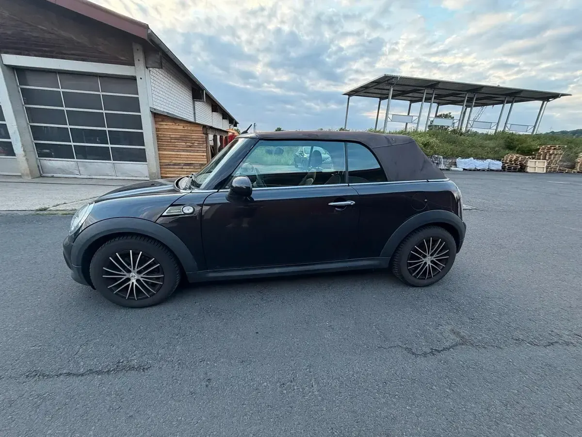 Gebraucht Mini Cooper Cabriolet 122 PS (89 kW) 2014 Braun Cabrio