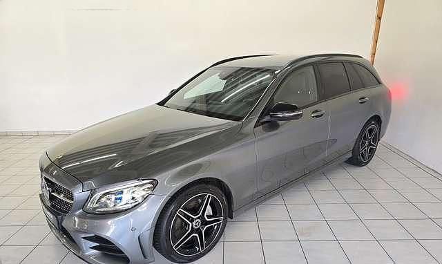 Grau metallic Gebraucht 2019 Mercedes C300 AMG | 34.040 € (Guter Preis) - Bild 1/4