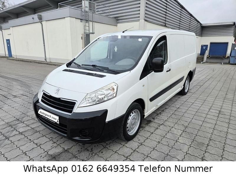 Gebraucht Peugeot Expert 128 PS (94 kW) 2013 Weiß Van