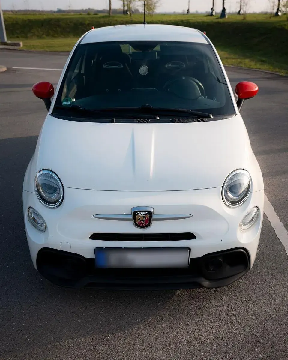 Gebraucht Abarth 595 145 PS (106 kW) 2017 Weiß Kleinwagen