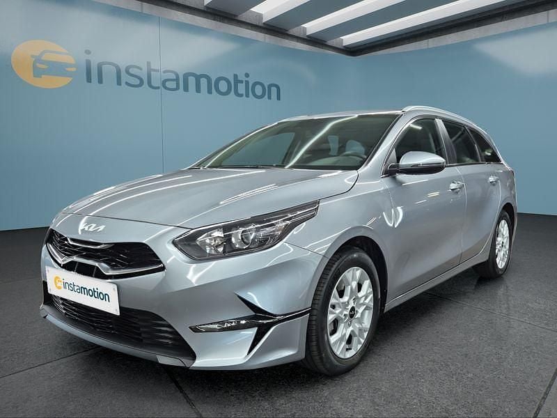 Silber Gebraucht 2023 Kia Ceed Kombi | 21.649 € (Fairer Preis) - Bild 1/4