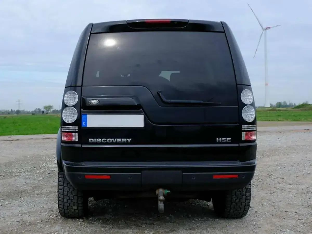 Gebraucht Land Rover Discovery 4 HSE 256 PS (188 kW) 2015 Schwarz SUV
