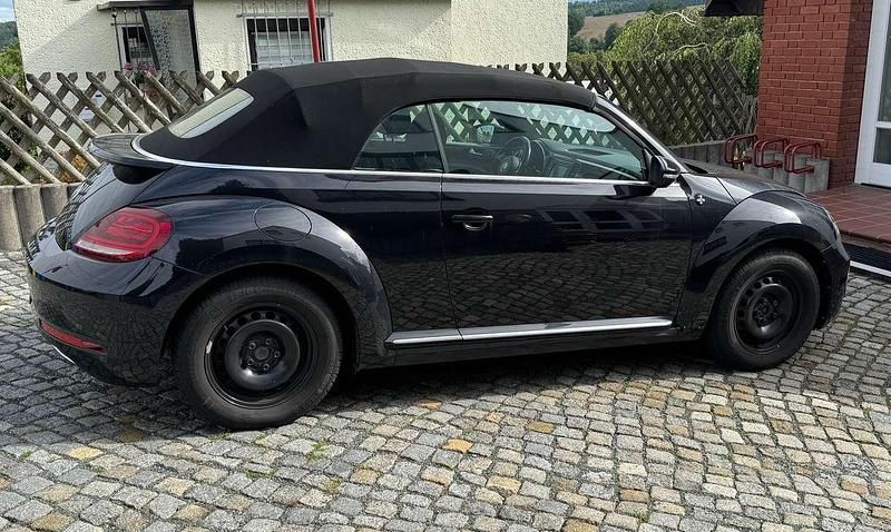 Gebraucht VW Beetle Cabriolet Sound 105 PS (77 kW) 2017 Schwarz Cabrio