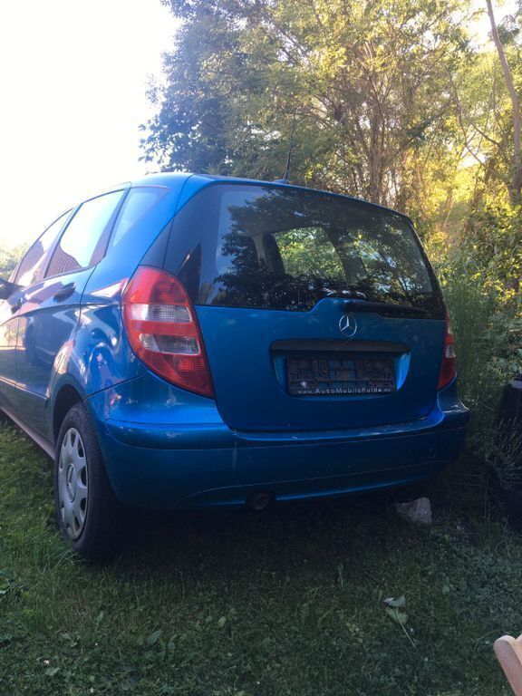 Blau Gebraucht 2008 Mercedes A160 Limousine | 1.800 € (Fairer Preis) - Bild 1/4
