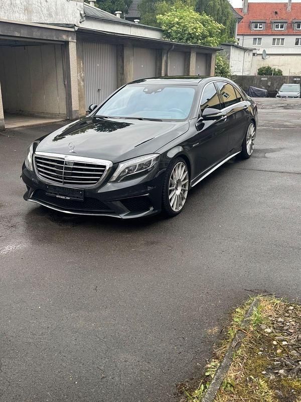 Schwarz Gebraucht 2014 Mercedes S63 AMG AMG Limousine | 35.000 € (Teuer) - Bild 1/4