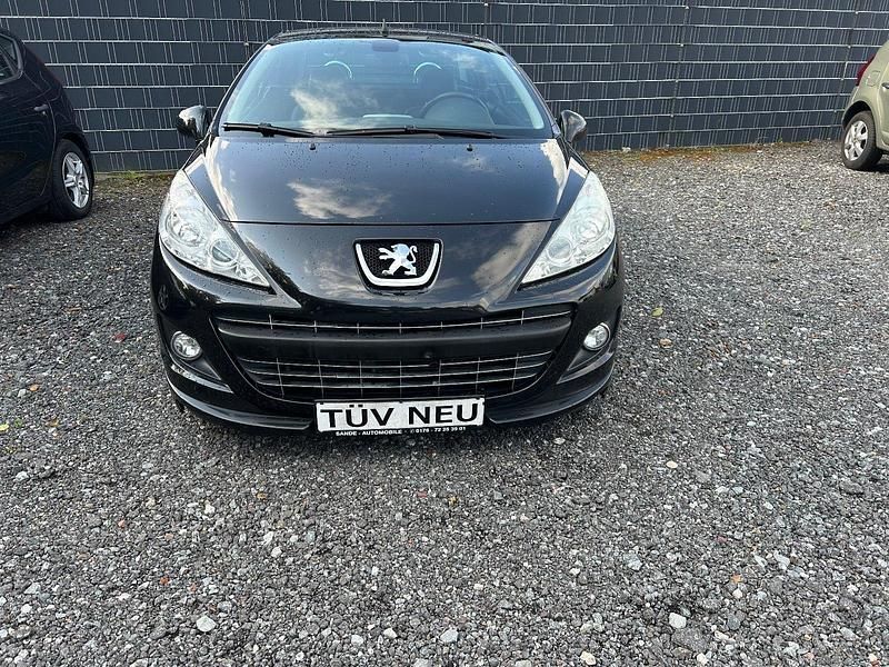 Schwarz Gebraucht 2011 Peugeot 207 CC Cabrio | 4.450 € (Fairer Preis) - Bild 1/4