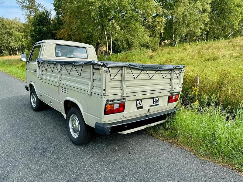 Gebraucht VW T3 60 PS (44 kW) 1988 Grau Van