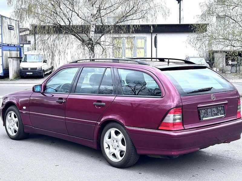 Gebraucht Mercedes C180 129 PS (94 kW) 2001 Limousine