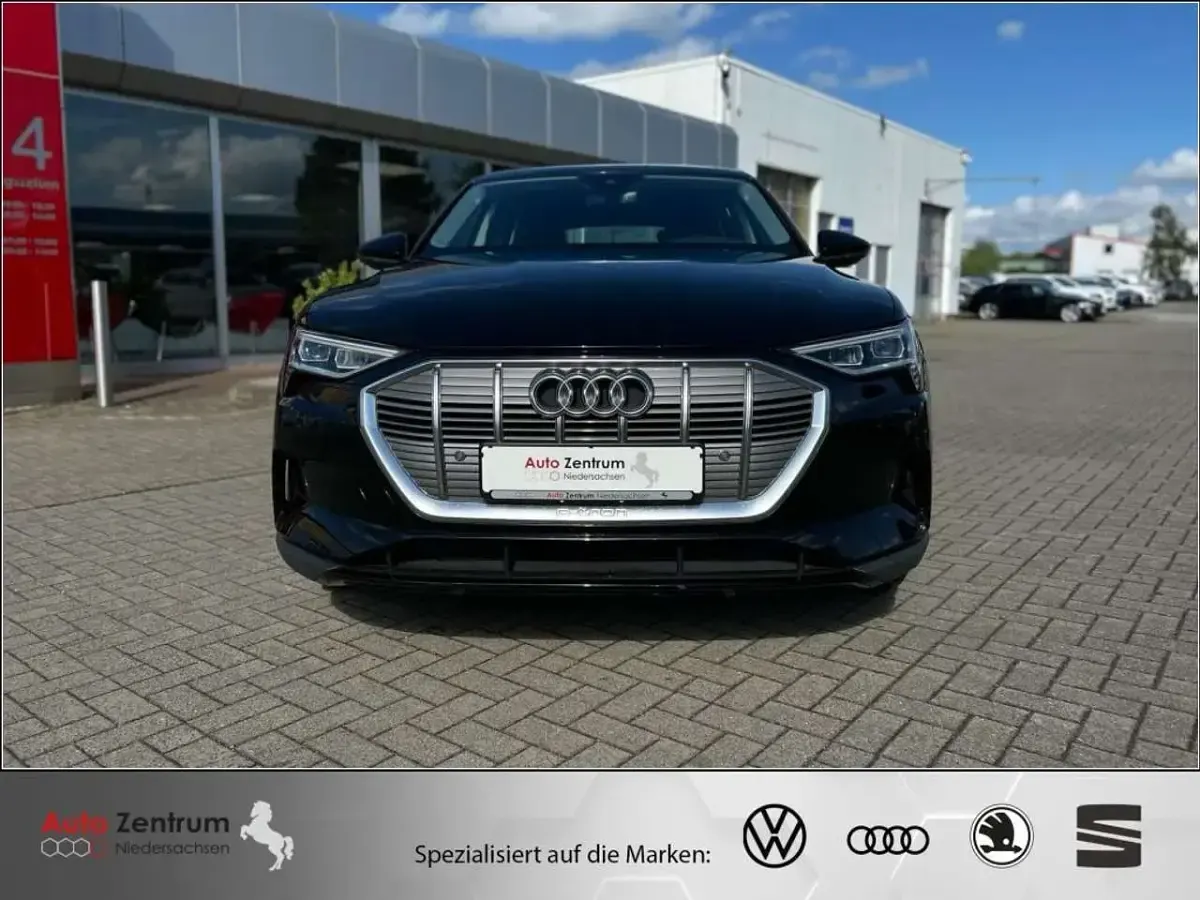 Gebraucht Audi e-tron Sport 230 kW (313 PS) 2022 Schwarz SUV