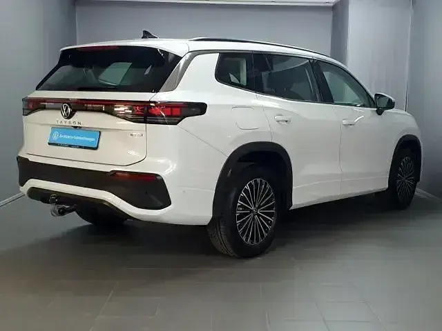 Gebraucht VW Tayron Life 150 PS (110 kW) 2025 Weiß SUV