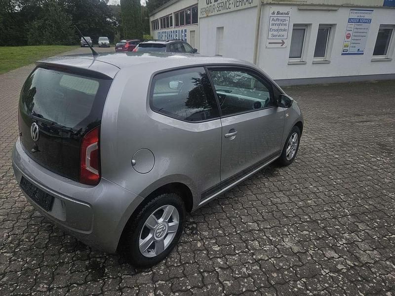 Gebraucht VW up! CLUB 75 PS (55 kW) 2016 Tungsten silver Kleinwagen