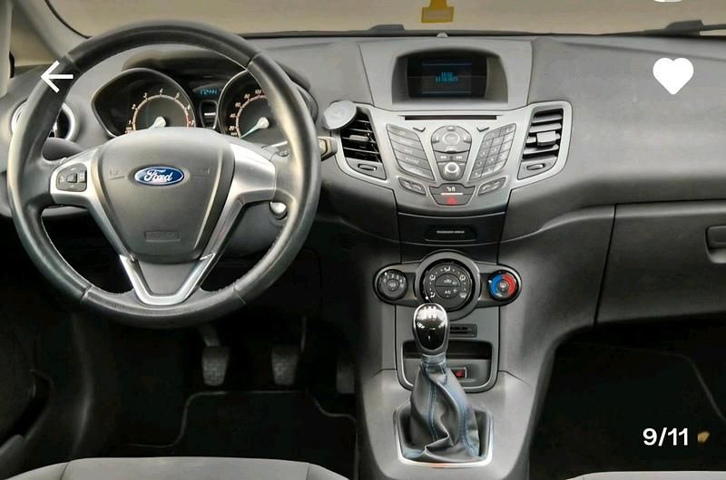 Gebraucht Ford Fiesta 90 PS (66 kW) 2015 Silber Kleinwagen