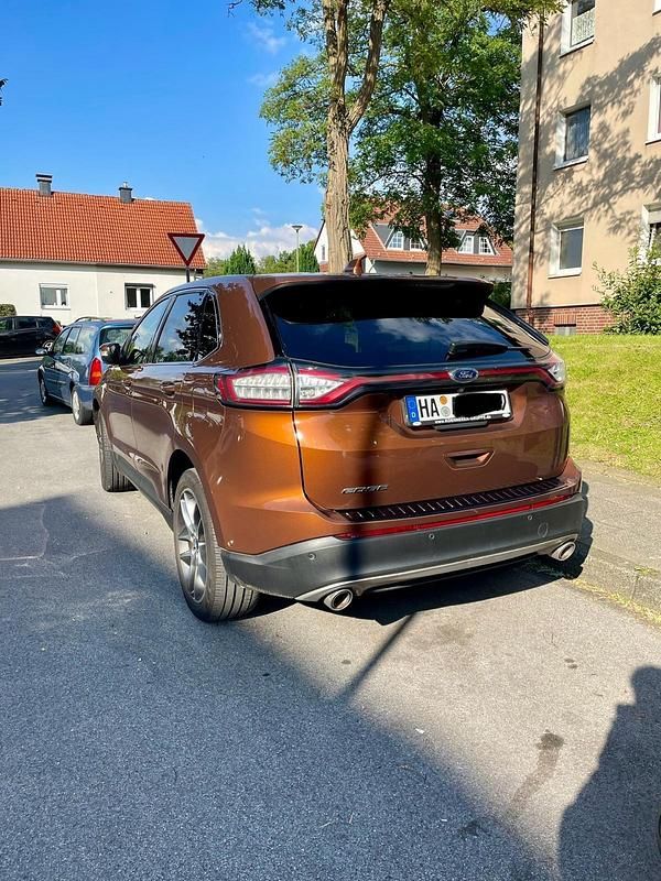 Orange Gebraucht 2017 Ford Edge ST-Line SUV | 20.000 € (Guter Preis) - Bild 1/4