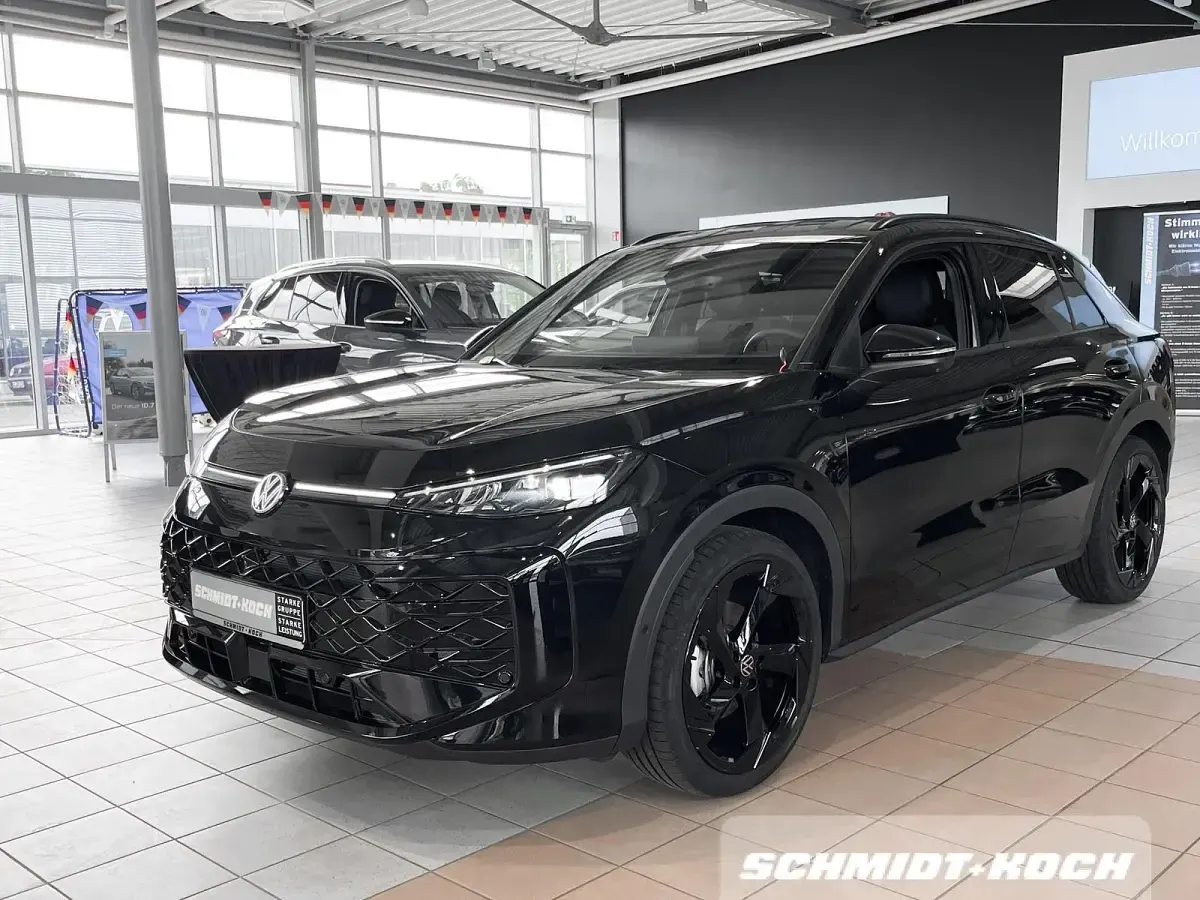 Neu VW T-Roc R-line 150 PS (110 kW) 2026 Grenadillschwarz (schwarz) SUV