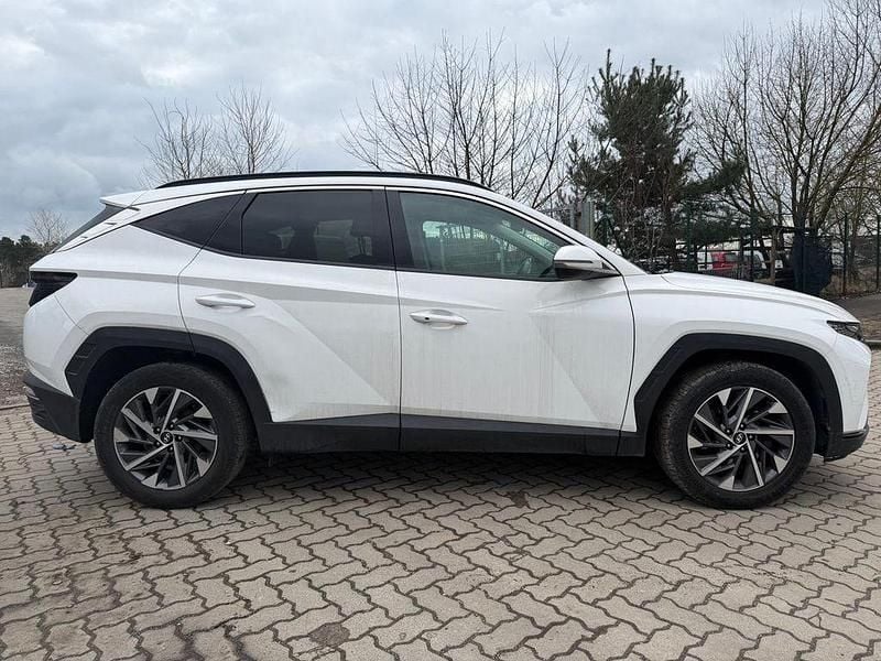 Gebraucht Hyundai Tucson Select 136 PS (100 kW) 2023 Weiß SUV