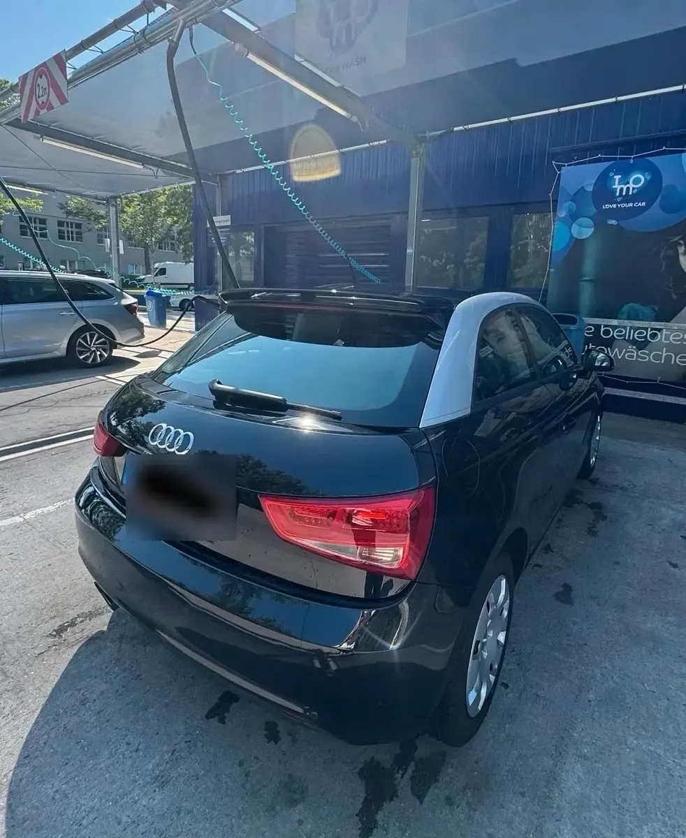Gebraucht Audi A1 2011 Schwarz Kleinwagen