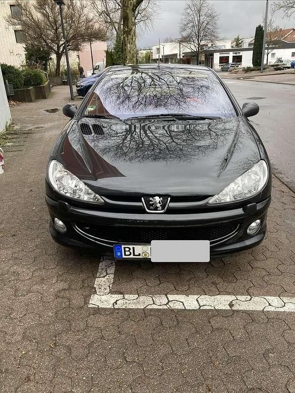 Gebraucht Peugeot 206 CC 109 PS (80 kW) 2005 Cabrio