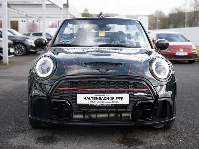 Gebraucht Mini John Cooper Works Cabriolet 231 PS (169 kW) 2023 Rebel green Cabrio