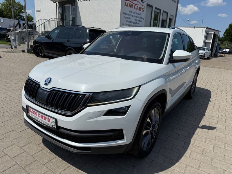 Weiß Gebraucht 2020 Skoda Kodiaq Drive SUV | 27.990 € (Teuer) - Bild 1/4