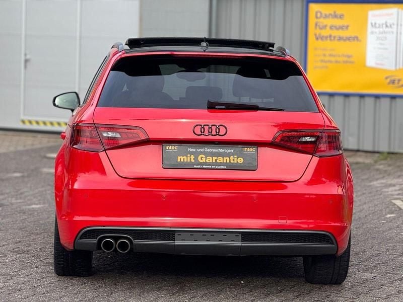 Gebraucht Audi A3 S-Line 150 PS (110 kW) 2013 Rot Limousine