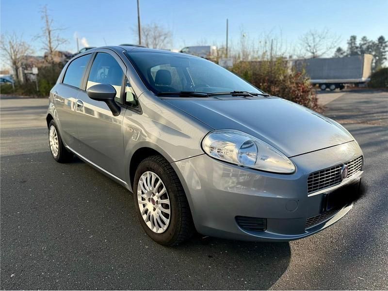 Gebraucht 2009 Fiat Grande Punto Kleinwagen | 2.650 € (Fairer Preis) - Bild 1/4