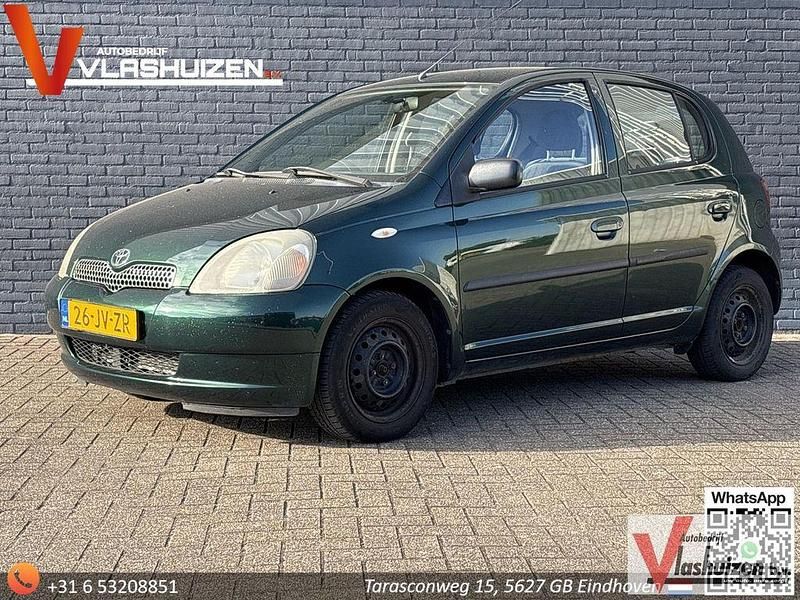 Grün Gebraucht 2002 Toyota Yaris Sol Limousine | 1.450 € (Fairer Preis) - Bild 1/4
