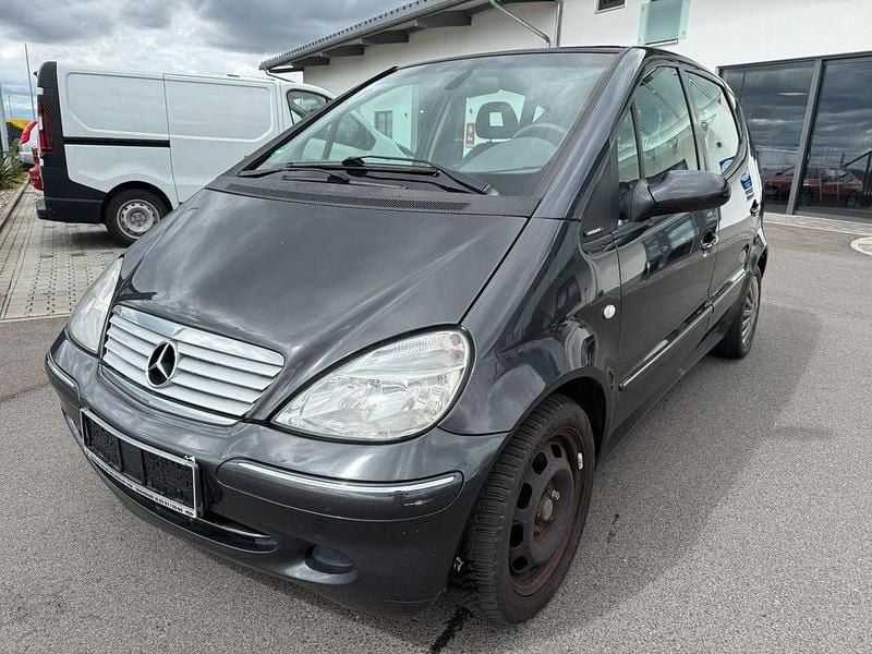 Grau Gebraucht 2003 Mercedes A170 Avantgarde Van / Kleinbus | 700 € (Guter Preis) - Bild 1/4