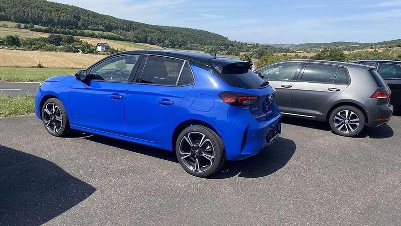 Blau Gebraucht 2021 Opel Corsa Limousine | 14.990 € (Teuer) - Bild 1/4