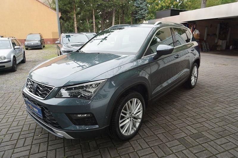 Grau Gebraucht 2019 Seat Ateca XCELLENCE SUV | 20.490 € (Fairer Preis) - Bild 1/4