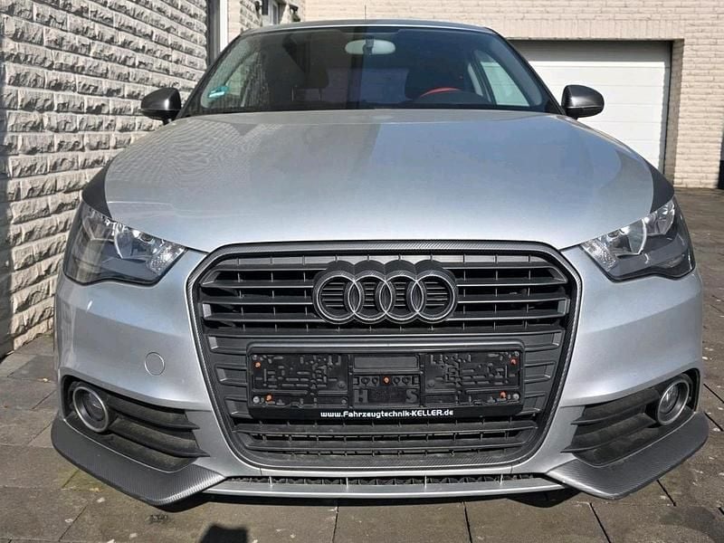 Gebraucht Audi A1 120 PS (88 kW) 2010 Silber Kleinwagen