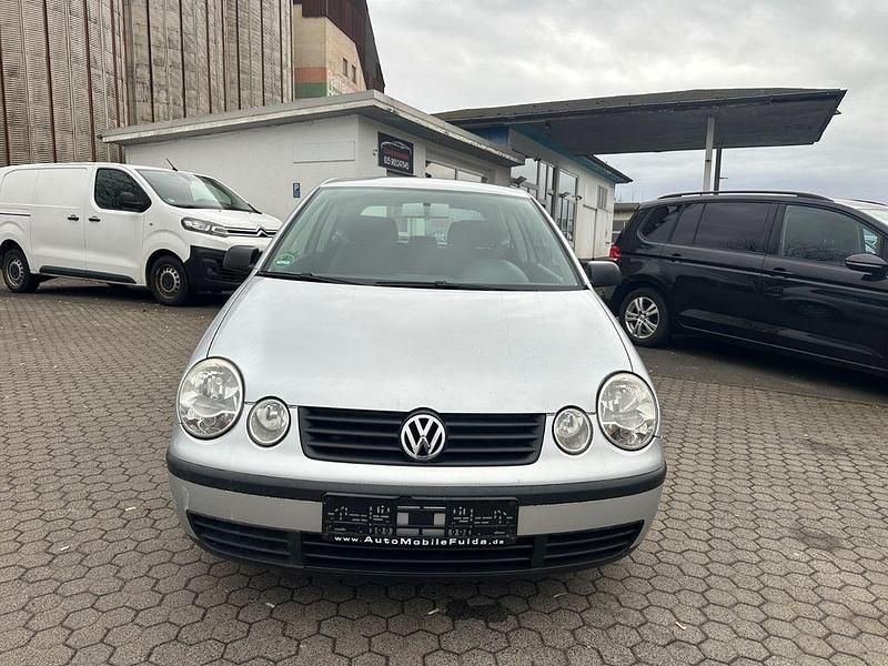 Gebraucht VW Polo 64 PS (47 kW) 2002 Grau Kleinwagen