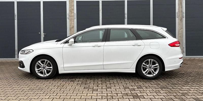 Gebraucht Ford Mondeo Titanium 190 PS (139 kW) 2020 Weiß Kombi