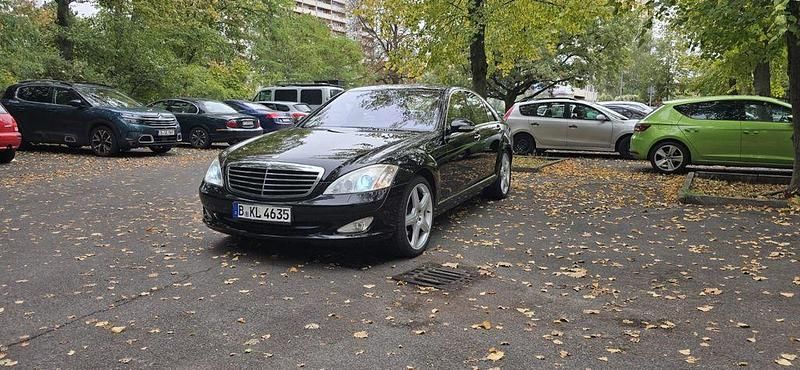 Schwarz Gebraucht 2007 Mercedes S320 Limousine | 13.900 € (Fairer Preis) - Bild 1/4