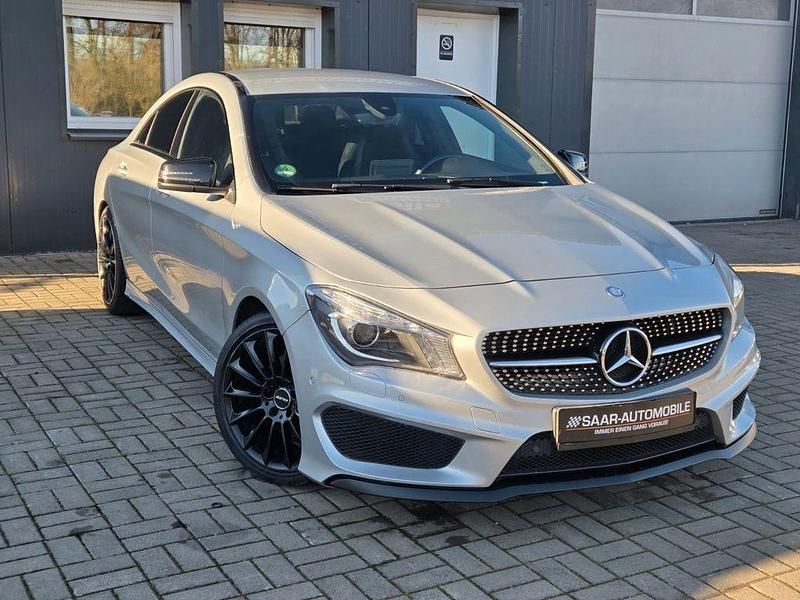 Gebraucht Mercedes CLA200 AMG line 136 PS (100 kW) 2016 Silber Limousine