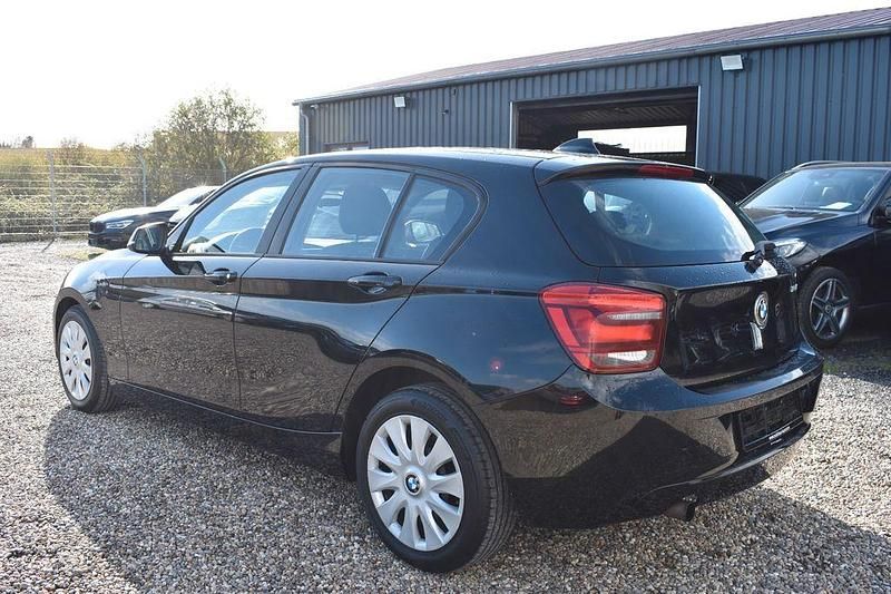 Gebraucht BMW 114 102 PS (75 kW) 2012 Schwarz ii Kleinwagen