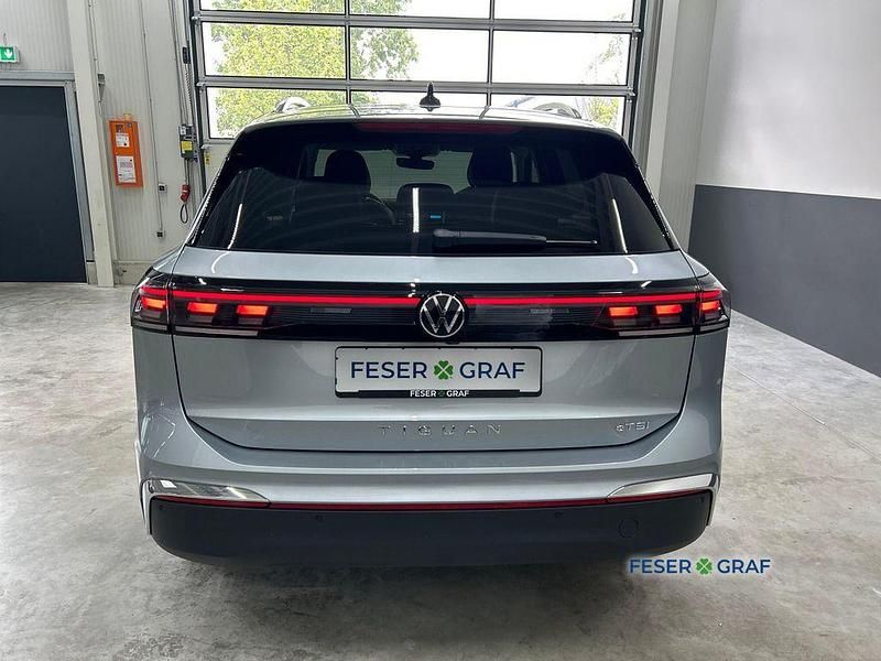 Gebraucht VW Tiguan Elegance 150 PS (110 kW) 2025 Silber SUV