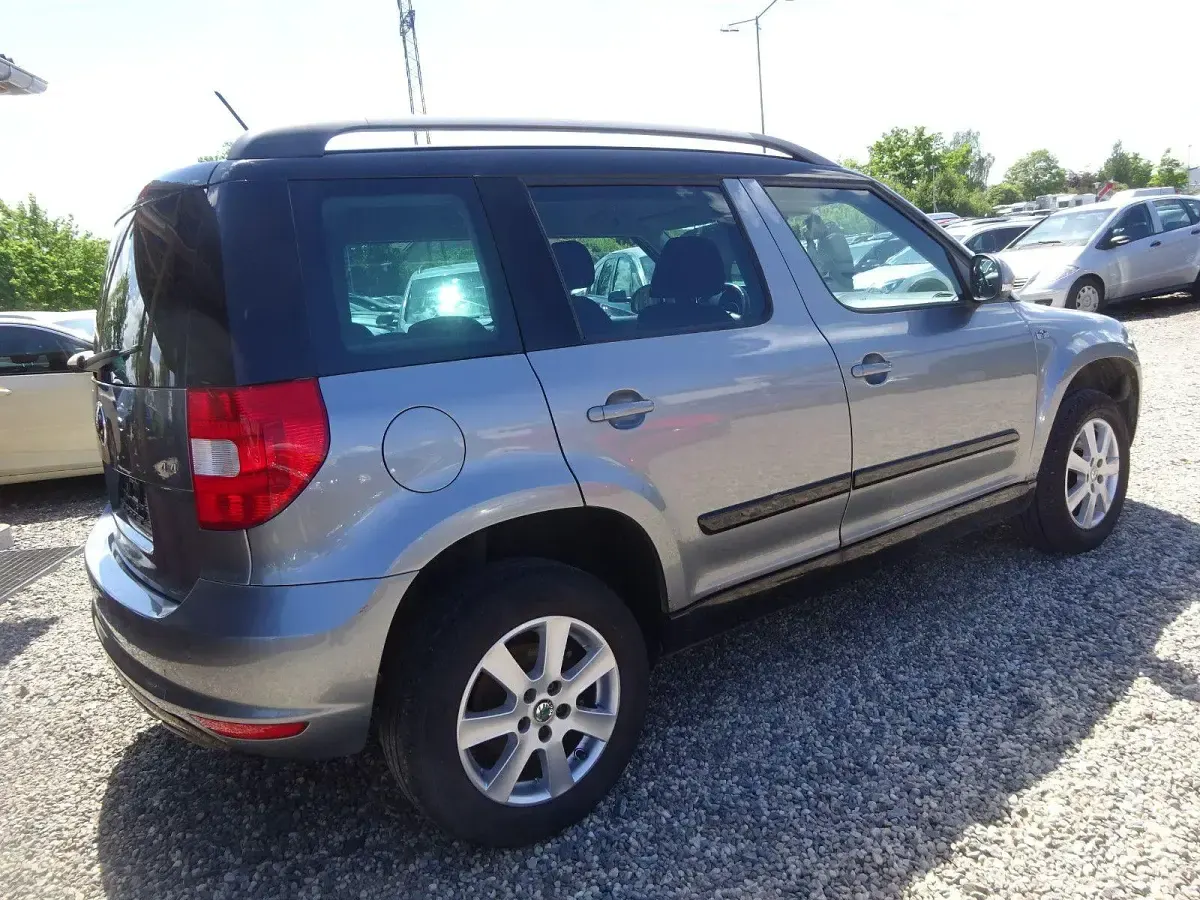 Gebraucht Skoda Yeti Monte Carlo 110 PS (80 kW) 2011 Grau SUV