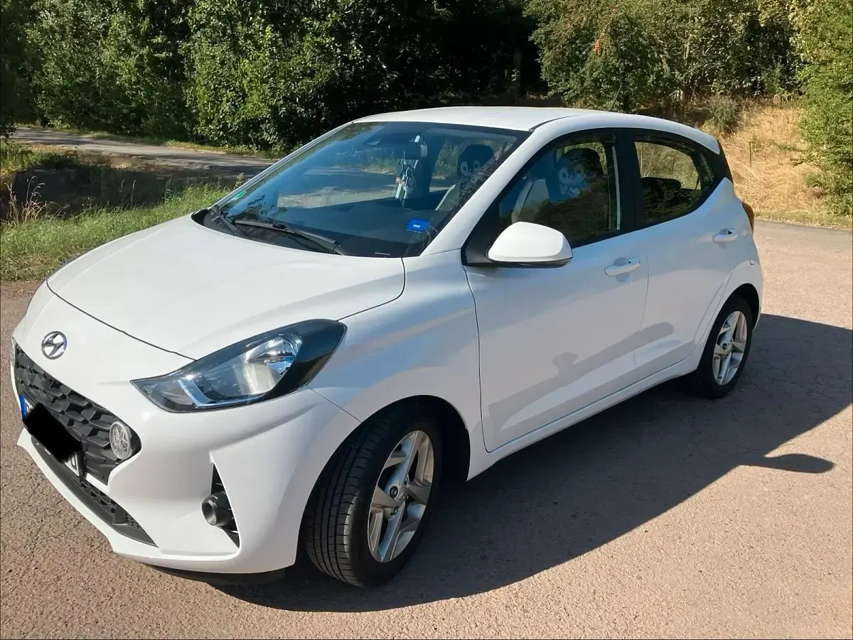 Gebraucht Hyundai i10 84 PS (61 kW) 2023 Weiß Kleinwagen