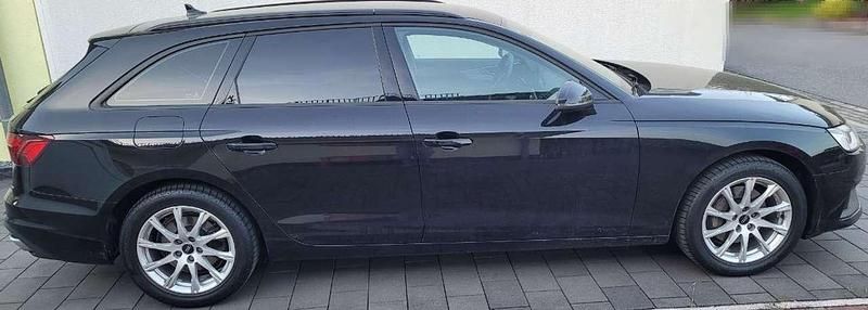 Gebraucht Audi A4 Design 204 PS (150 kW) 2022 Schwarz Kombi