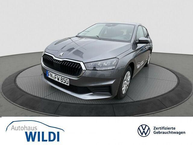 Graphite grau Gebraucht 2023 Skoda Fabia Ambition Kleinwagen | 20.370 € (Etwas zu teuer) - Bild 1/2