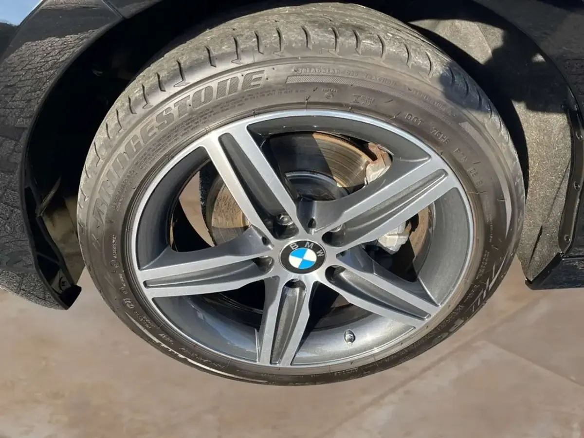 Gebraucht BMW 120 Sport Line 184 PS (135 kW) 2018 Schwarz uni Limousine