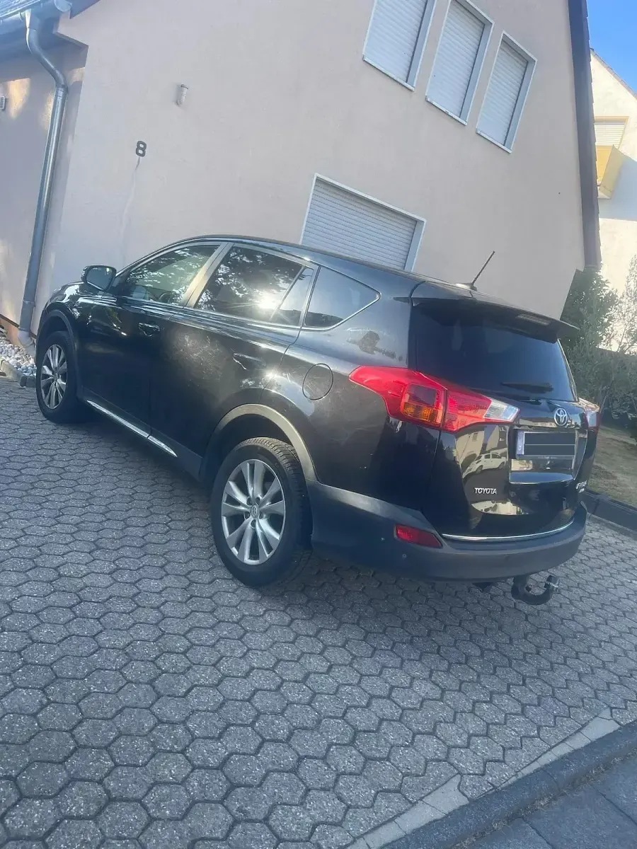 Gebraucht Toyota RAV4 150 PS (110 kW) 2015 Schwarz SUV