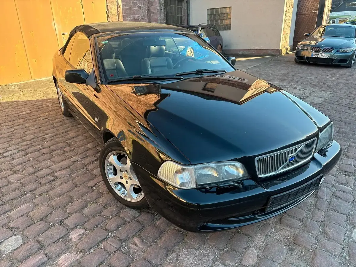 Gebraucht Volvo C70 192 PS (141 kW) 2001 Schwarz Cabrio