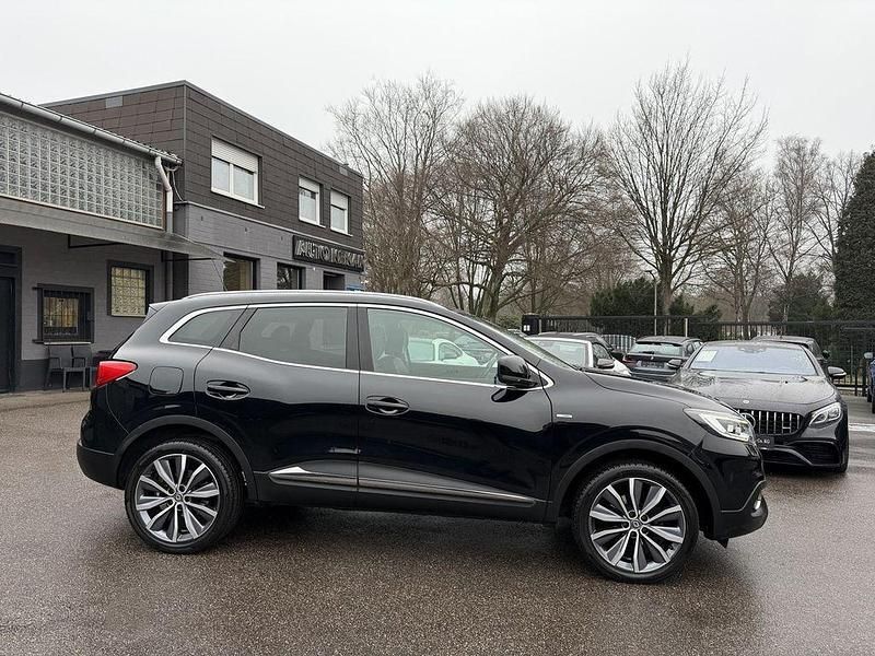 Gebraucht Renault Kadjar Bose Edition 131 PS (96 kW) 2016 Sternenschwarz (metallic) SUV