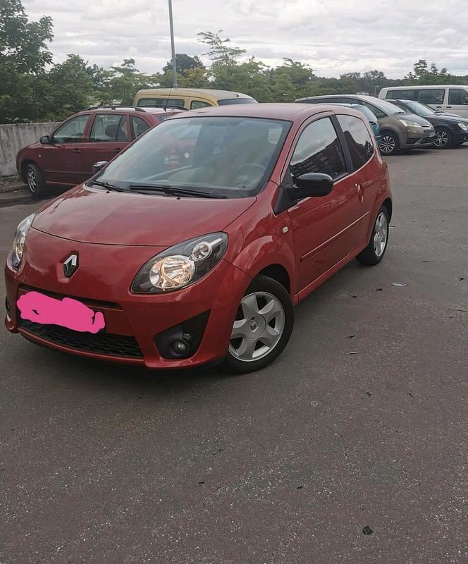 Gebraucht Renault Twingo 75 PS (55 kW) 2010 Rot Kleinwagen